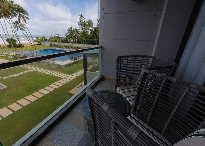 Club Waskaduwa Beach Resort & Spa